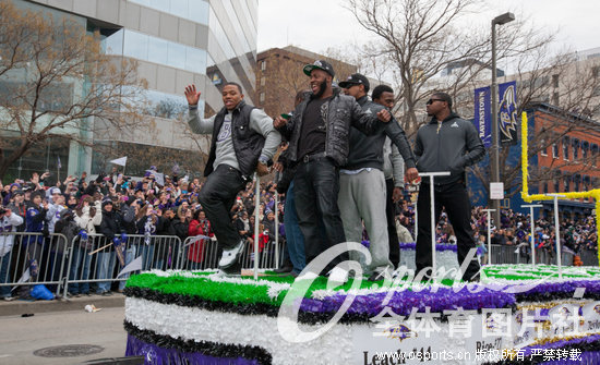 ���壺2013��47�쳬���� �Ͷ���Ħ��ѻ��ʤ�����С�2��