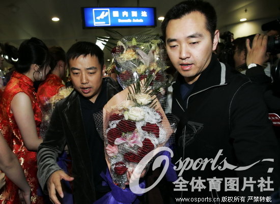 �й�ƹ�����ж���������������Ů�ӽ��������