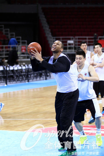 CBA��������������ѵ�� �������͵ϮĪ��˹