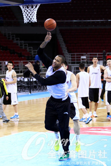 CBA��������������ѵ�� �������͵ϮĪ��˹