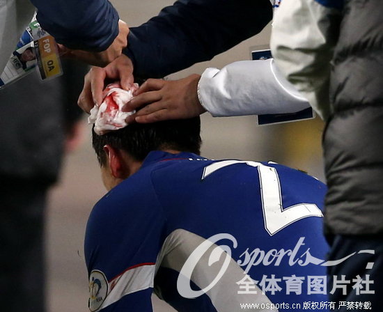 �κ�ͷ�������Ѫ