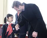 ���˺�ķ��ѧ��ӭ��