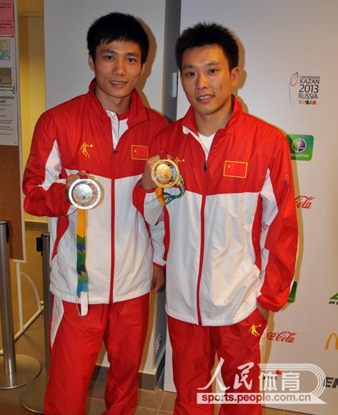 ����˫�����װ����ƻ�����־����󣩺�����ͨ ���ң��������� ������