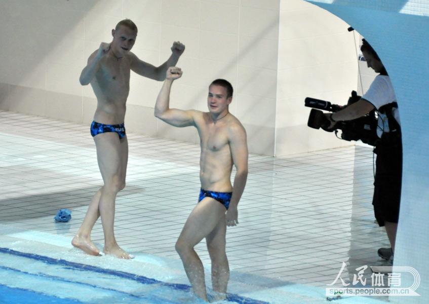 ����˫�����װ���ƻ���߿�����������������޷� ��������  ������