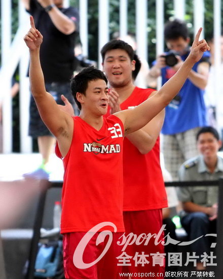 ������ף����