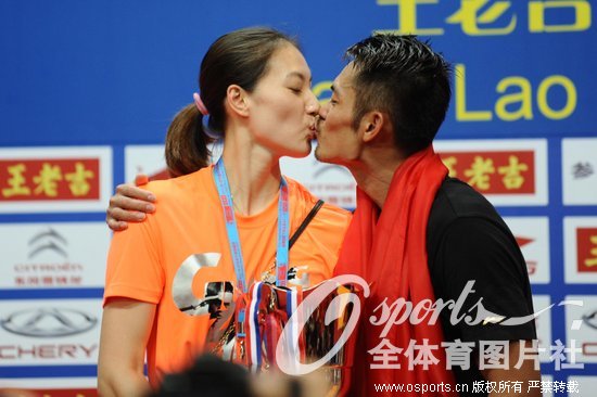 2013811գڹݽе2013ëеУѡΰйѡֵڡ佱ʽϣֵлӷOsportsȫͼƬ ȨƷ Ͻת