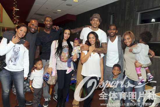 �촬���ǲμӰͶ�˹��������ſ