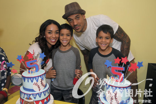 �Ͷ�˹һ���Ŀ����ۺ�Ӱ