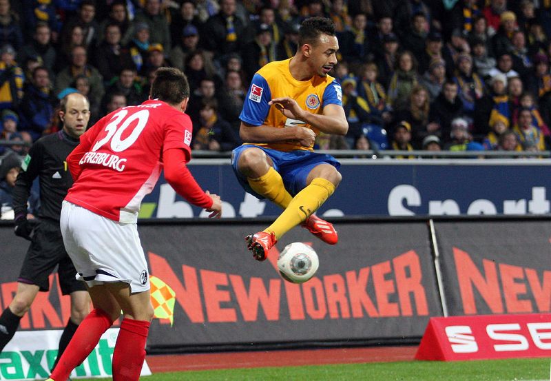 �������򡪡�2013��11��24�գ�2013-2014�����¼�������13�֣��������0��1����������