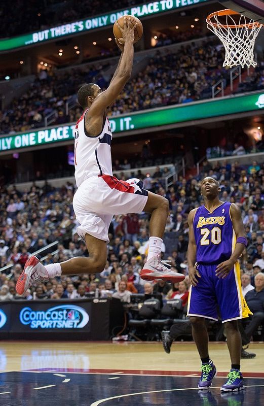 �ۣ���������ߡ���2013��11��27�գ�2013-2014����NBA����������ʢ�����116��111ʤ��ɼ�����ˡ�