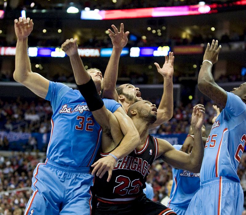 ���ϵ�Ǯ��������2013��11��25�գ�2013-2014����NBA����������ɼ���촬121��82ʤ֥�Ӹ繫ţ��˫����Ա����������