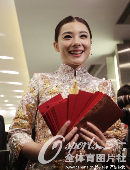 ��请����