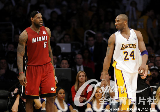 2010��12��26�գ�2010-2011����NBA������ʥ����ս����ɼ������80��96���������Ȼ�ղķ˹�����˫����ͷ69�֡�