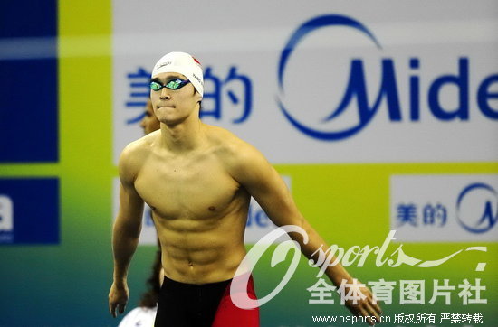 2011��7��26�գ�2011��7��26�գ�2011����Ӿ���������Ϻ��������У�������800������ӾԤ���У�������Ԥ����һ�����ݽ���������������λ�е�12������Ե������