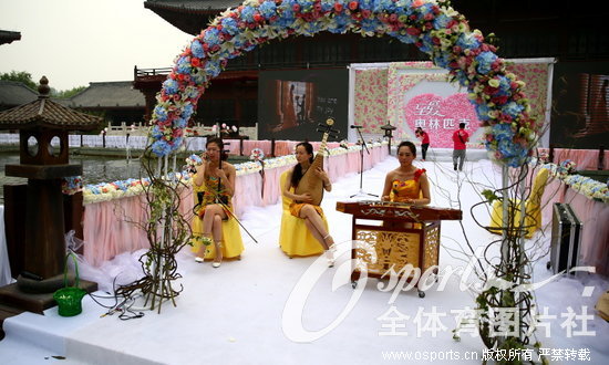 �����ֳ������ɫ