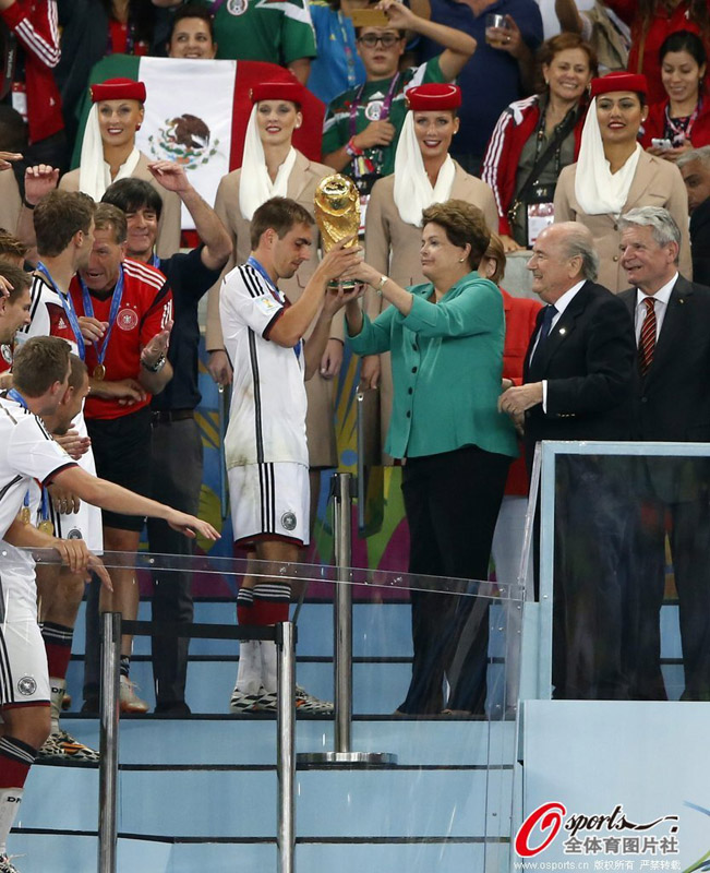 �ԩi�q�q�J���⤤���L�j�O���M