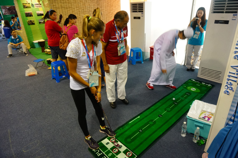 ��´��˧����Ů�洦�ɼ�������ȫ������������������������ۣ�ÿ���˵����϶��������ഺ��Ц�ݡ���������