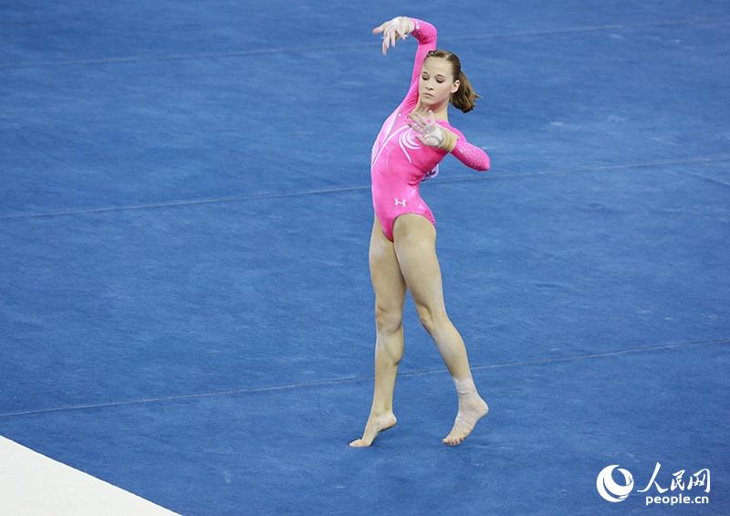 ��������˶�Ա���ڽ������ɲٱ���