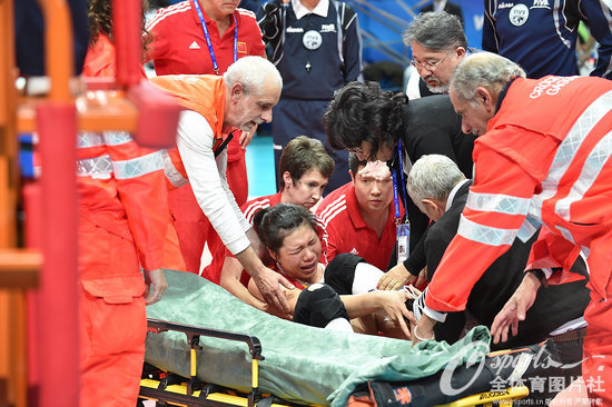 ����������