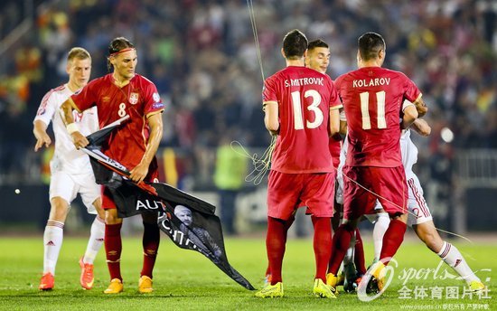 ˫����Ա�������α�������