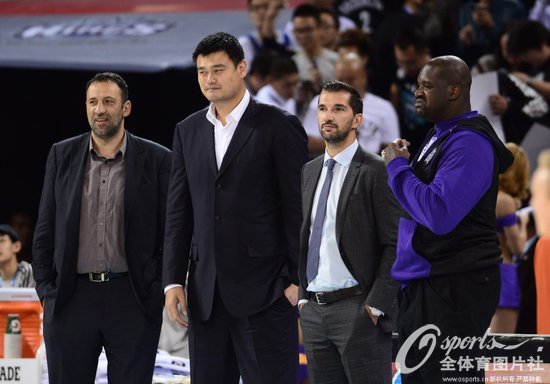 ���ߴġ��������Ҧ������ֺ�Ӱ