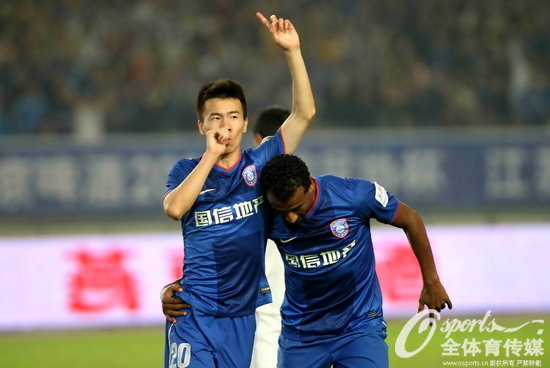 2015�����������ڱ���Ŀǰ�����������������Ǳ�����������3000������Ҵ��Ѿ������Ĵ����������ӹ����ڴ󱦣�����ں���5000������Ϻ��ϸ۳�Ϊ�±�����6��18�գ����̩�����6600��������ɣ������˹�����Աת�����߼�¼��