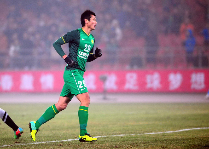 2014年亞冠聯賽資格賽第3輪：北京國安4：0勝春武裡，北京國安隊邵佳一慶祝進球。