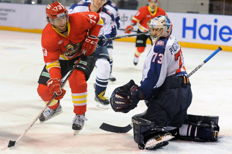 KHL昆侖鴻星主場2-4負勁旅魚雷 連勝勢頭遭終結【4】