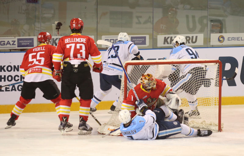 昆侖鴻星3-1勝西伯利亞逼近前五 熱情球迷引爆上海主場【7】