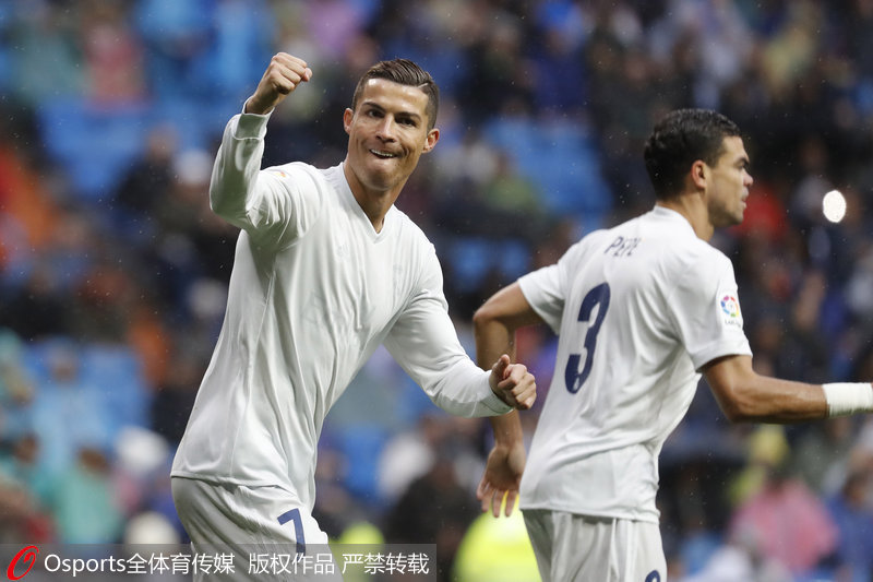 C����ף����