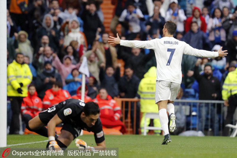 C����ף����