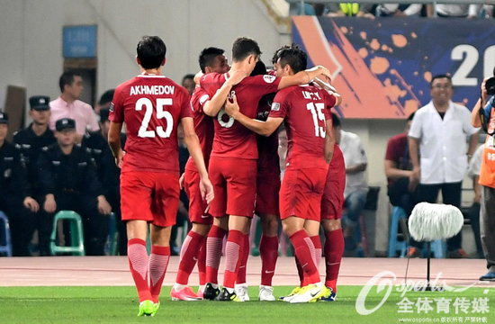 2017年5月31日，2017年亞冠1/8決賽次回合，江蘇蘇寧2：3負上海上港 。