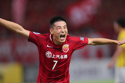 武磊梅開二度 上港送恆大亞冠最大失利
北京時間8月22日20時，2017年亞冠聯賽1/4決賽首回合迎來一場中國德比，上海上港坐鎮主場4:0擊敗廣州恆大淘寶，送給恆大亞冠一場最慘痛失利。