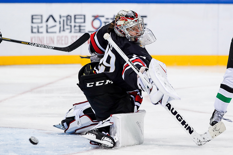 CWHL萬科陽光五分鐘內打進三球 主場5-2再勝萬錦迅雷【4】