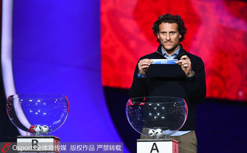 �����紫��ǰ�渥����ϯ����