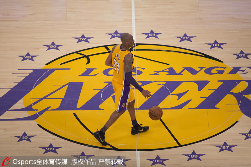 2016年4月14日，科比豪取60分宣告退役，職業生涯完美收官。