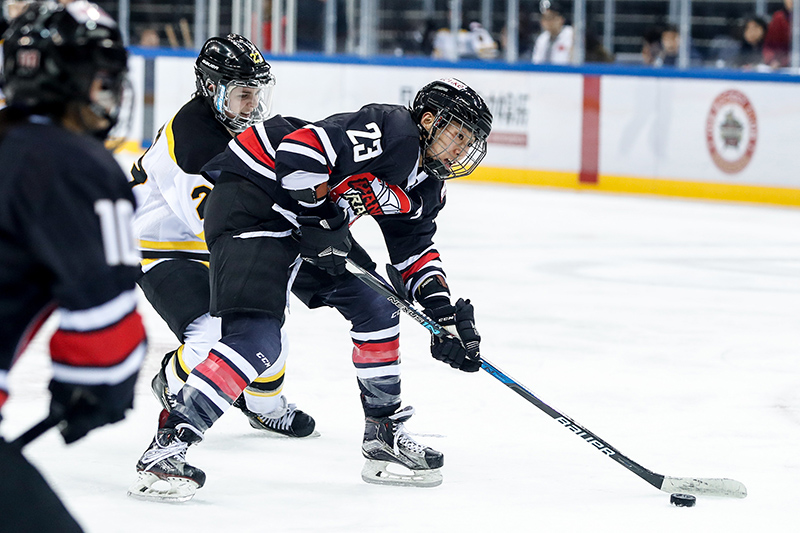 CWHL方新犀利破防進兩球 萬科陽光5-1完勝刀鋒【5】