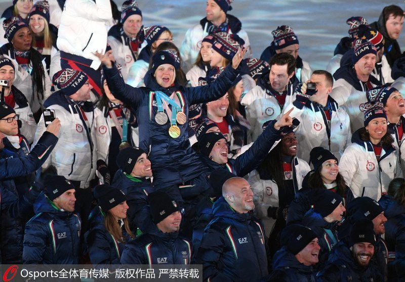 高清：平昌冬奧閉幕式運動員入場 韓聰托舉隋文靜倍受矚目【7】