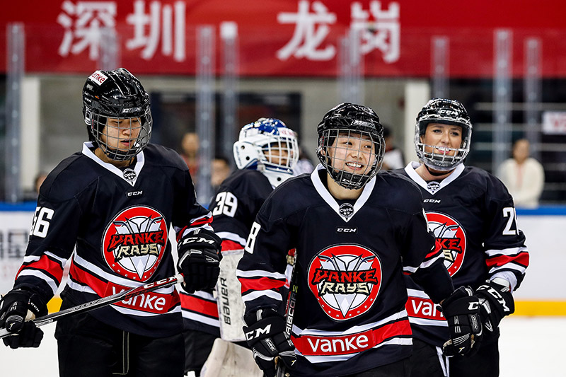 【CWHL】萬科陽光菜鳥賽季收獲自信 中國球員閃耀聯盟最年輕球隊【6】