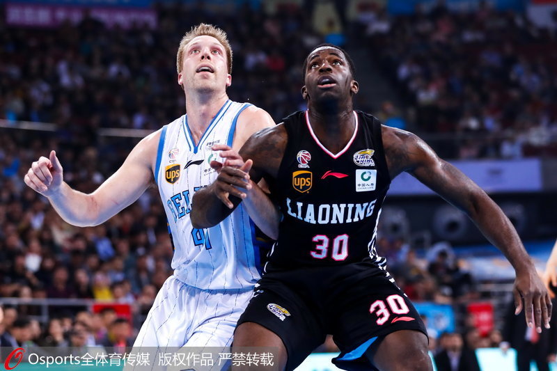 ���ڰס���ս����ע