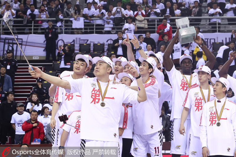 ���¾��������ĸ˼�¼����һ��