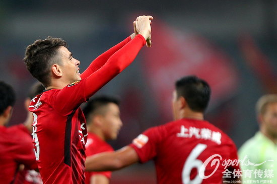 2018��5��20�գ�2018���г�������11�֣��Ϻ��ϸ�2��0ʤ�������������ڰ�˹�������ϸ۱�סͷ���� (Osportsȫ������ý ��Ȩ��Ʒ �Ͻ�ת��) 