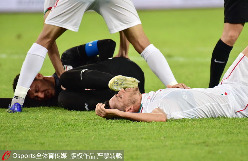 �����Ž��뼺����Ա��ײʹ�൹��