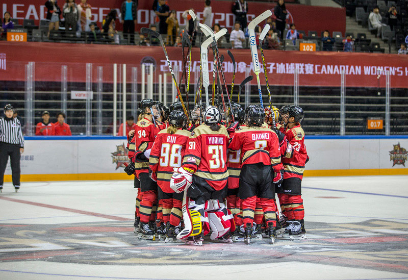 CWHL萬科陽光4-1刀鋒兩連勝 末節爆發90秒連進兩球【4】