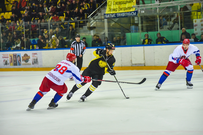 胡楊助攻司徒永恩破門 昆侖鴻星奧瑞金1-5不敵薩雅克【3】