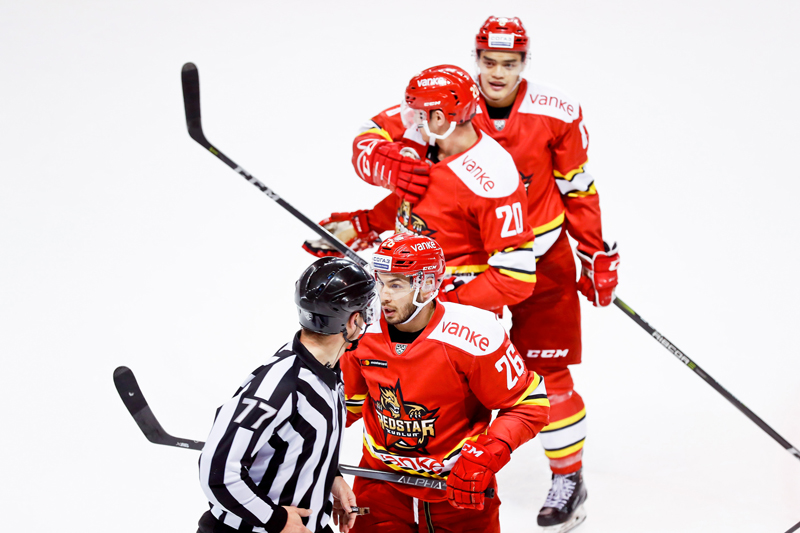 KHL-萬科龍次節兩分鐘攻入三球 主場“降”虎全取兩分【5】