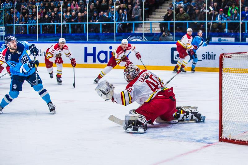 KHL-簡國輝帕勒特兩度扳平 萬科龍除夕一球惜敗西伯利亞【3】