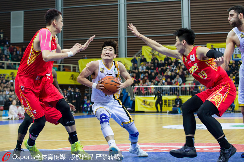 CBA-顧全27分拜克斯23分 深圳101-83勝廣廈奪三連勝【2】