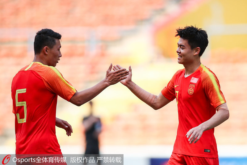 國奧隊員慶祝進球