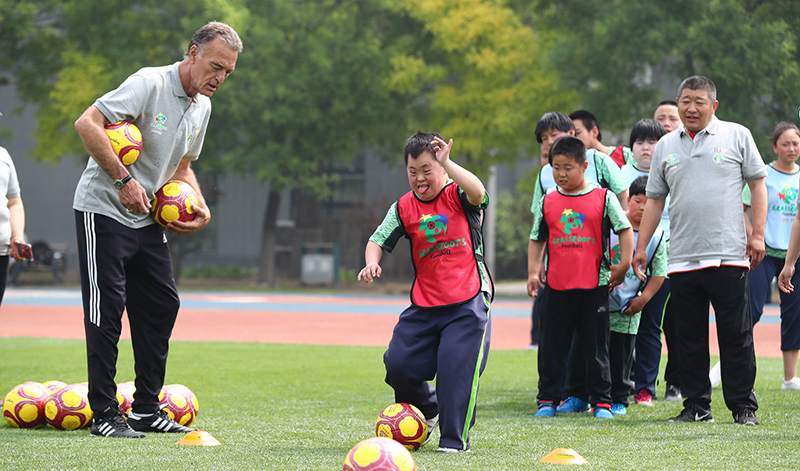 ���ָ��С��Ա������Ϸ